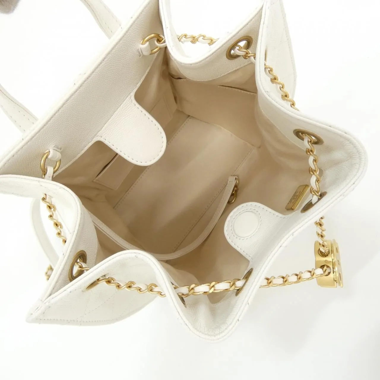 CHANEL AS5600 Backpack Grained Calfskin 白色 荔枝紋牛皮 中古品A - 縮圖 7