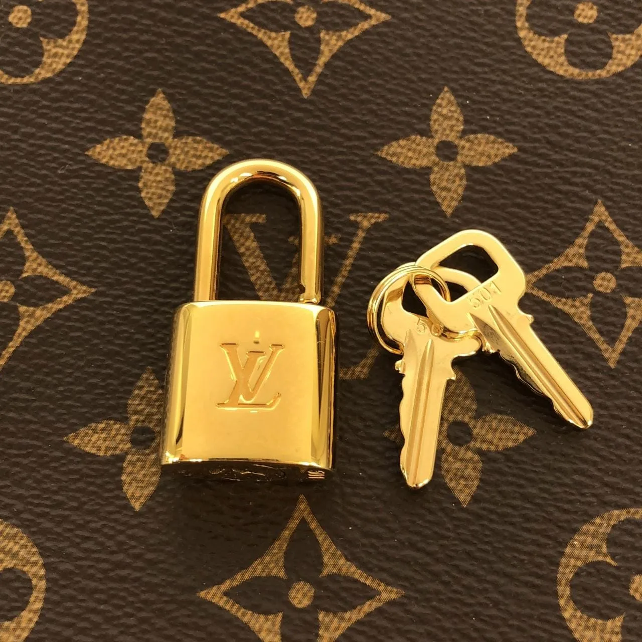 LOUIS VUITTON M45900 Handbag Monogram Black Monogram Rank A - Thumbnail 5