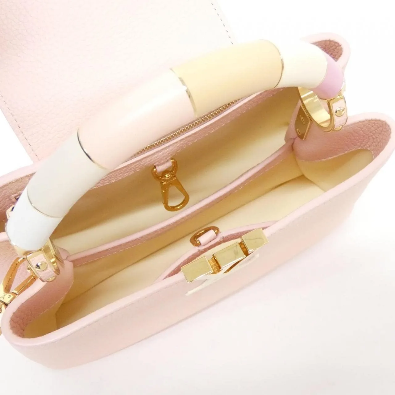 LOUIS VUITTON Capucines M21345 Handbag 粉色 中古品A - 縮圖 6