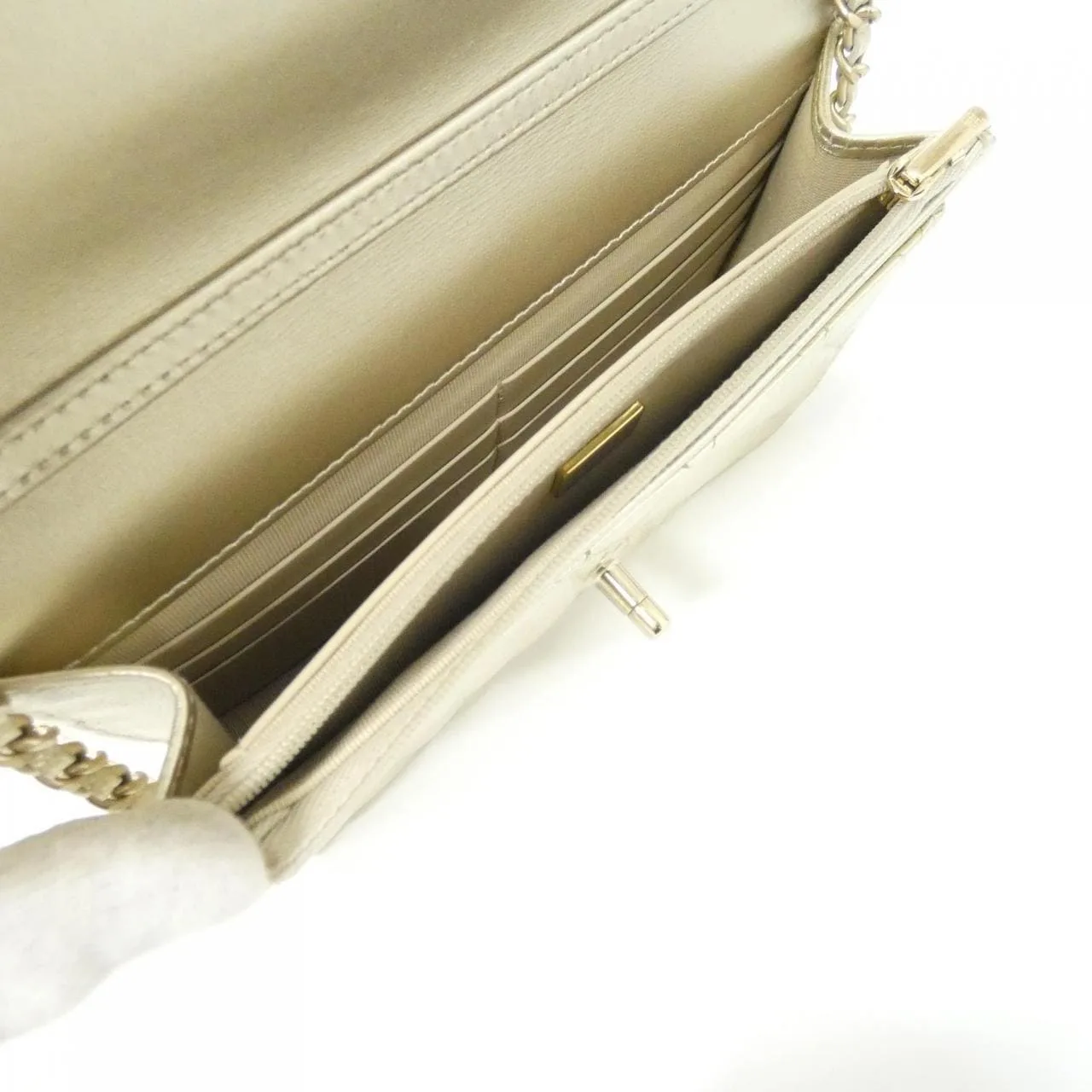 CHANEL Chanel 19 AP3938 Wallet Caviar Leather Gold Caviar Leather Rank A - Thumbnail 9