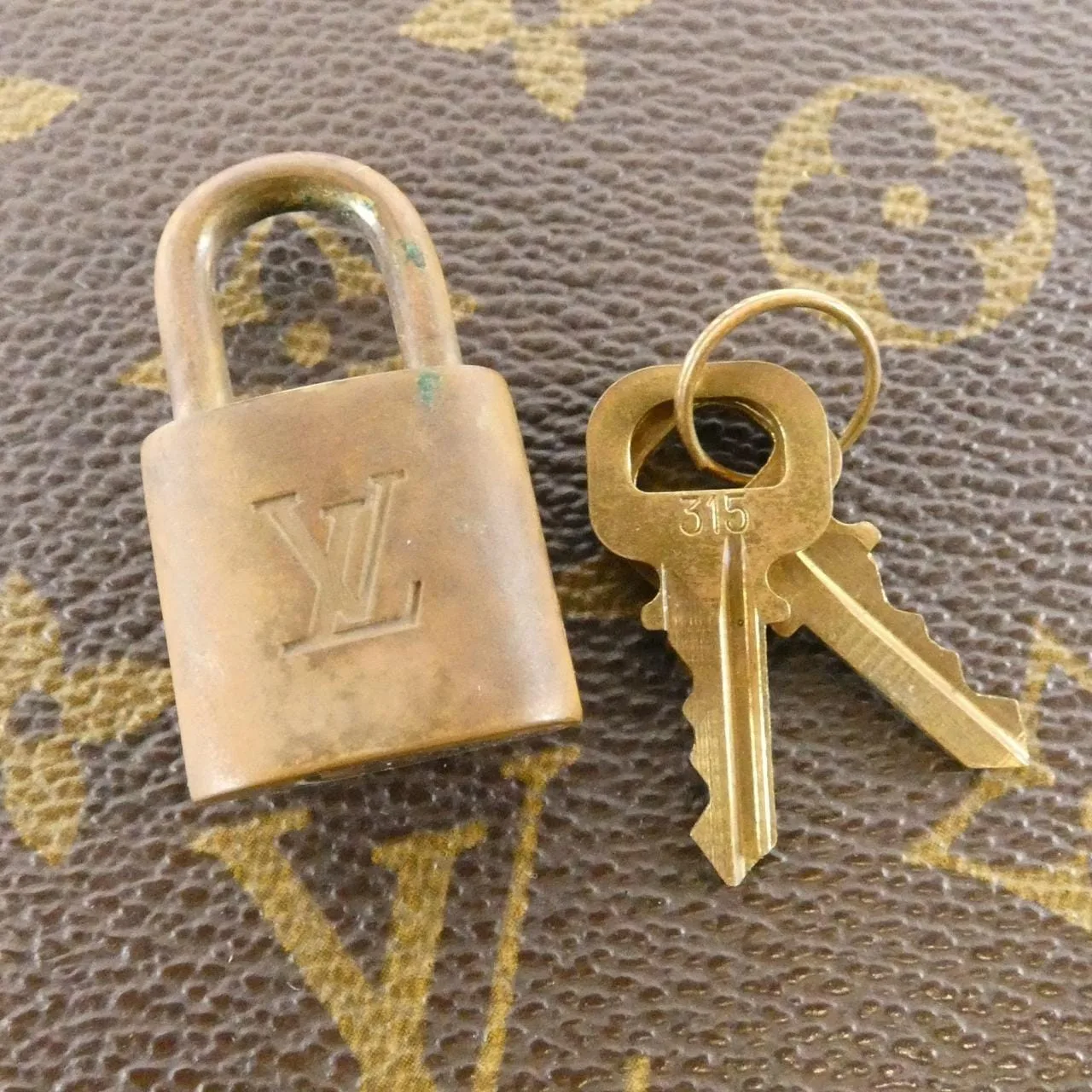 LOUIS VUITTON Alma M51130 Handbag Monogram 黑色 Monogram 中古品B - 縮圖 3