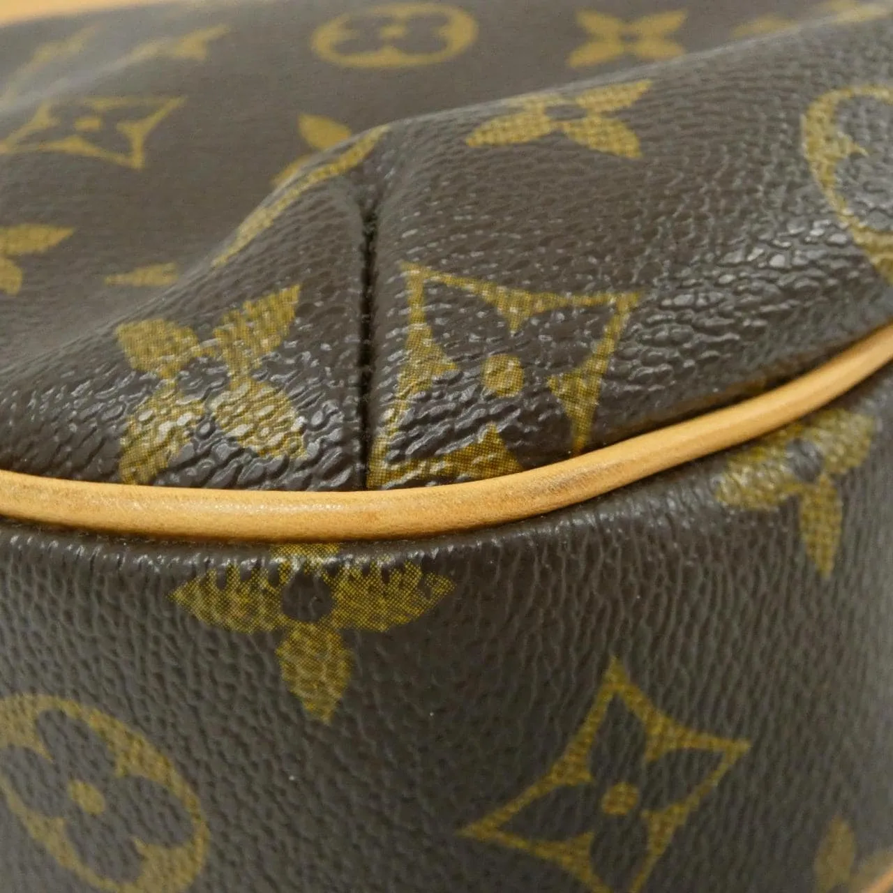 LOUIS VUITTON Odéon M56389 Shoulder Monogram 黑色 Monogram 中古品A - 縮圖 3
