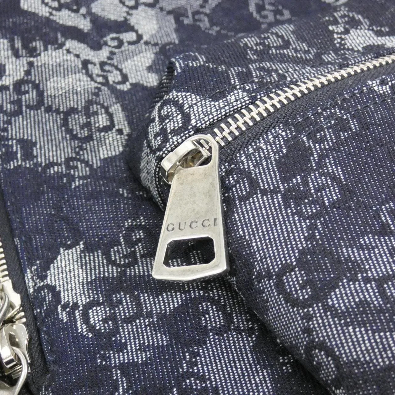 GUCCI 849008 FAE90 Backpack Denim 黑色 牛仔布 中古品A - 縮圖 5