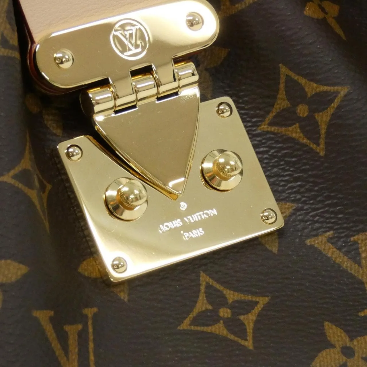 LOUIS VUITTON M46544 Handbag Monogram 黑色 Monogram 中古品A - 縮圖 4