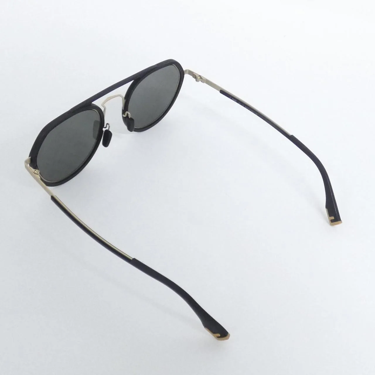 FENDI FE40040U Sunglasses 黑色 中古品A - 縮圖 3