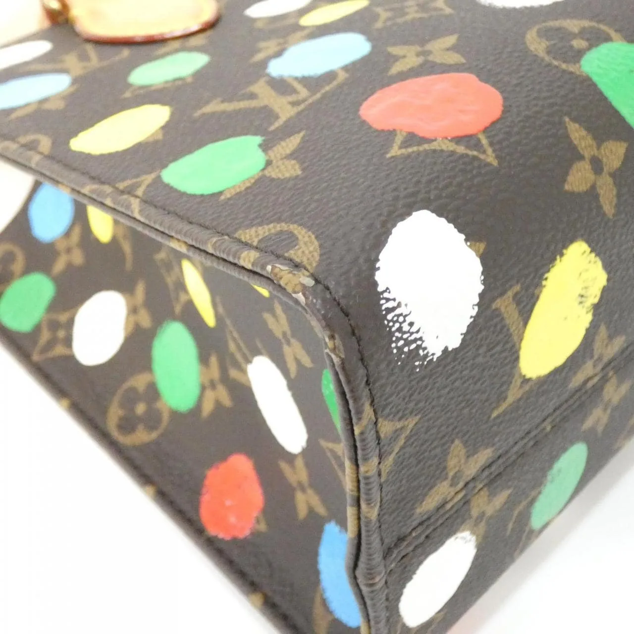 LOUIS VUITTON OnTheGo M46380 Handbag Monogram Black Monogram - Thumbnail 2