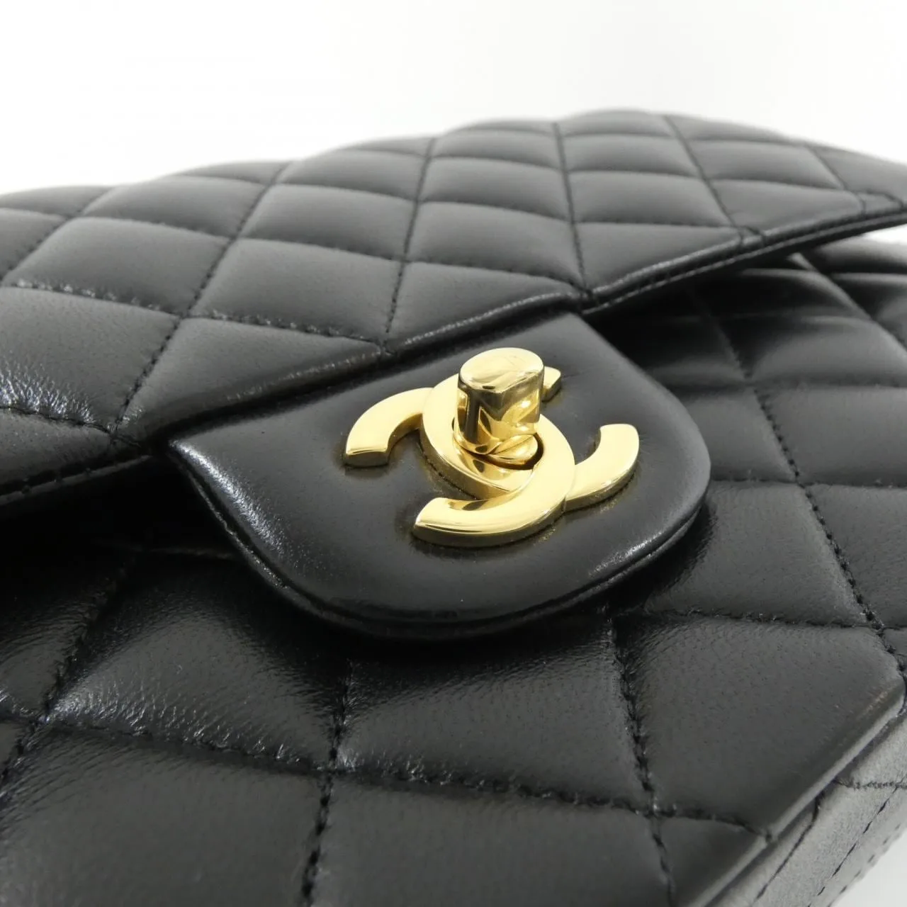 CHANEL Matelasse 1112 Shoulder Lambskin Black Lambskin Rank A - Thumbnail 4