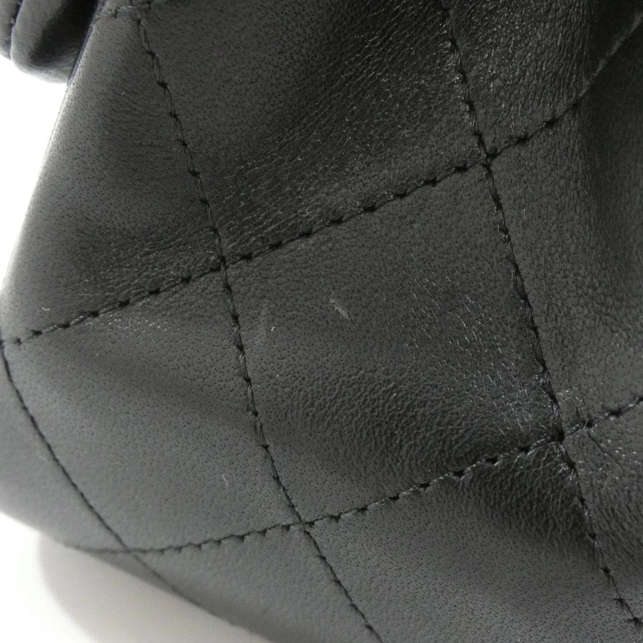 CHANEL Matelasse 35200 Shoulder Lambskin Black Lambskin Rank A - Thumbnail 5