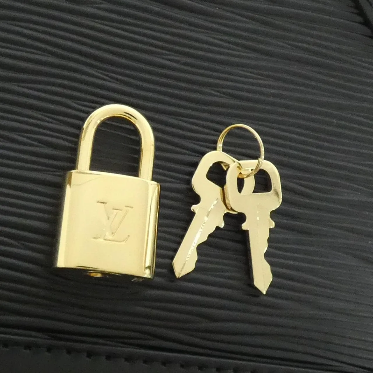 LOUIS VUITTON Alma M13670 Handbag Epi Black Epi Rank A - Thumbnail 4