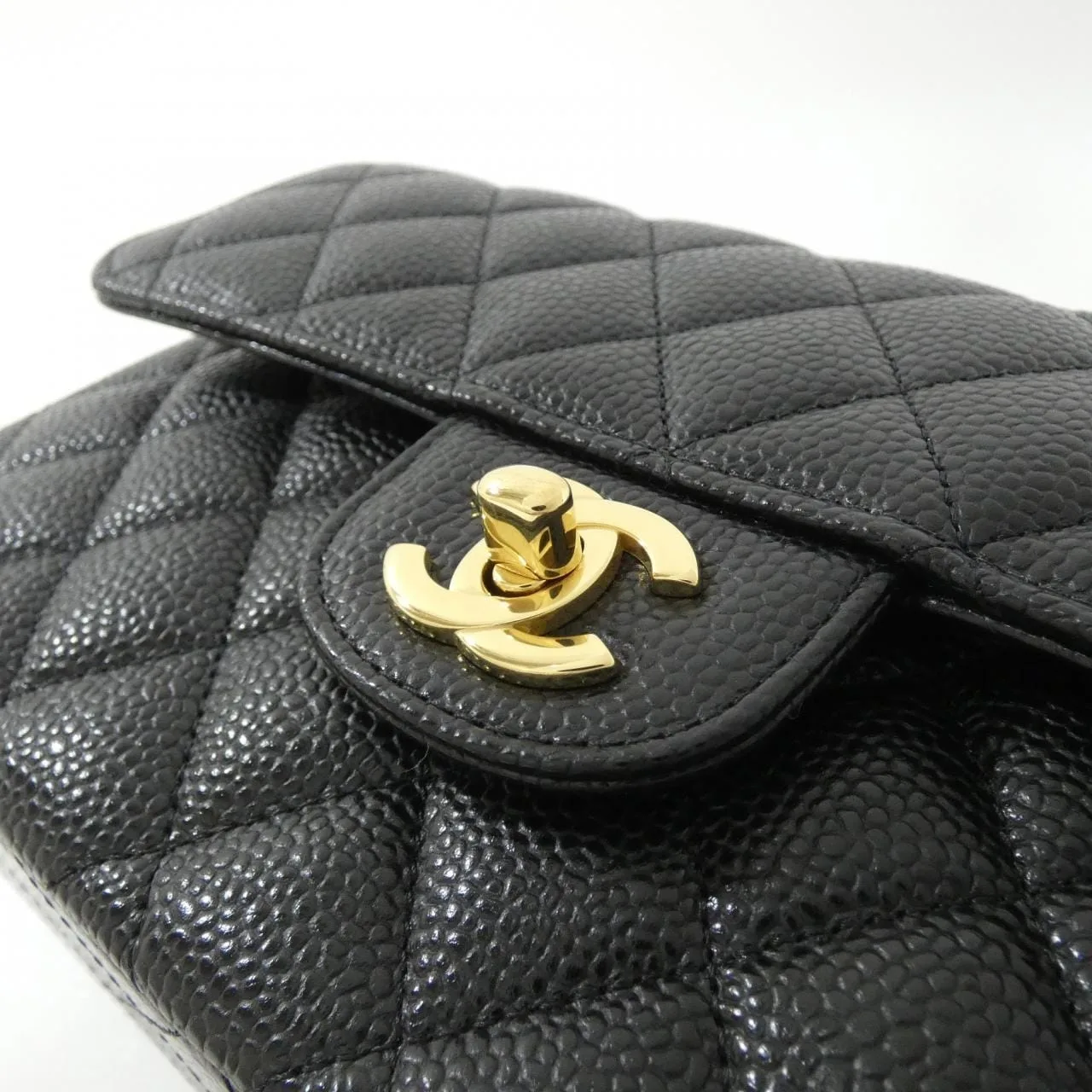CHANEL Matelasse 1113 Shoulder Grained Calfskin Black Grained Calfskin Rank A - Thumbnail 4