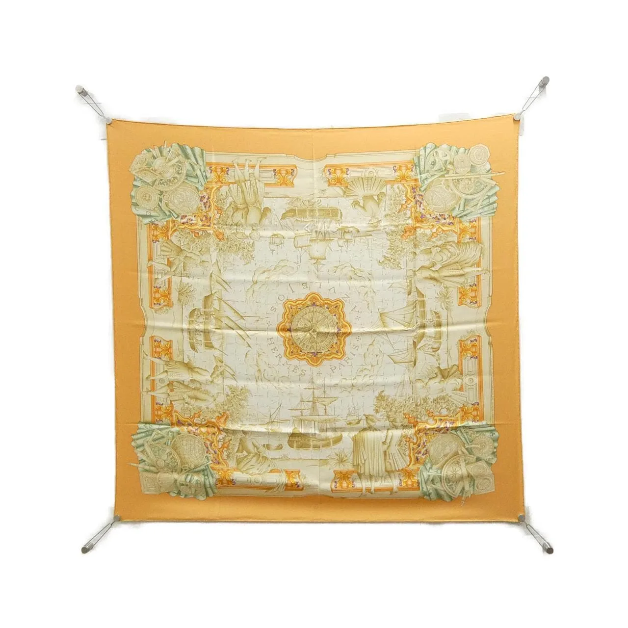 HERMES Scarf