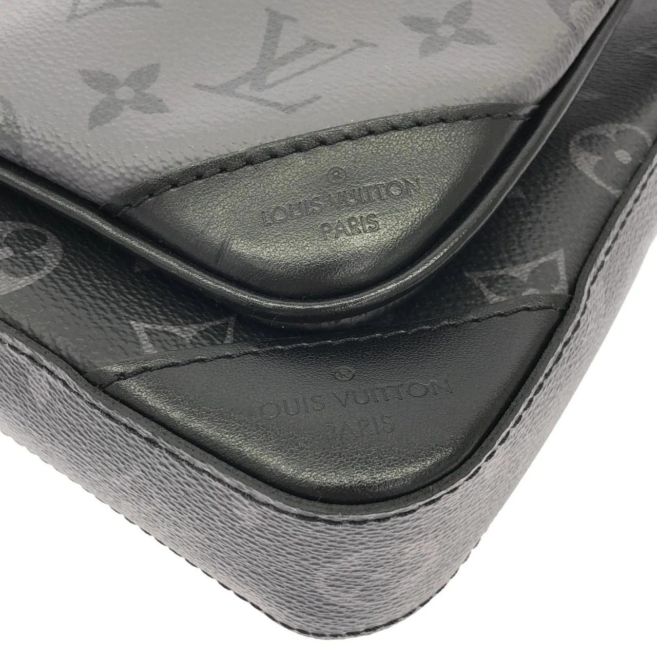 LOUIS VUITTON Eclipse M69443 Shoulder Monogram 黑色 Monogram 中古品A - 縮圖 3