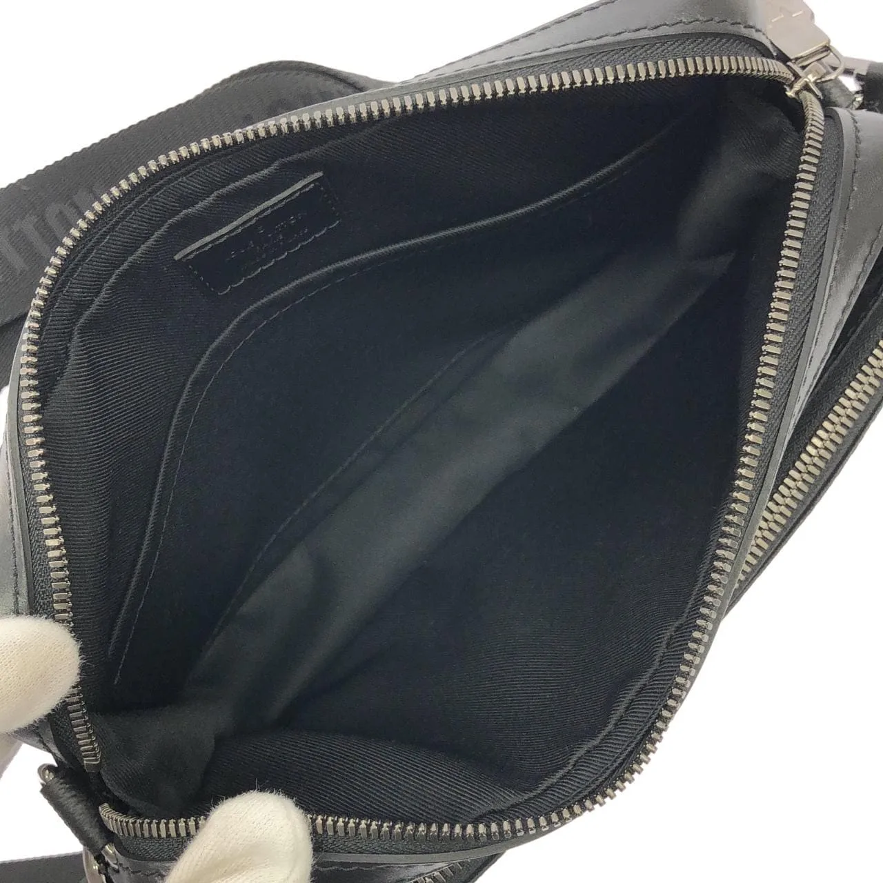 LOUIS VUITTON Eclipse M69443 Shoulder Monogram 黑色 Monogram 中古品A - 縮圖 6