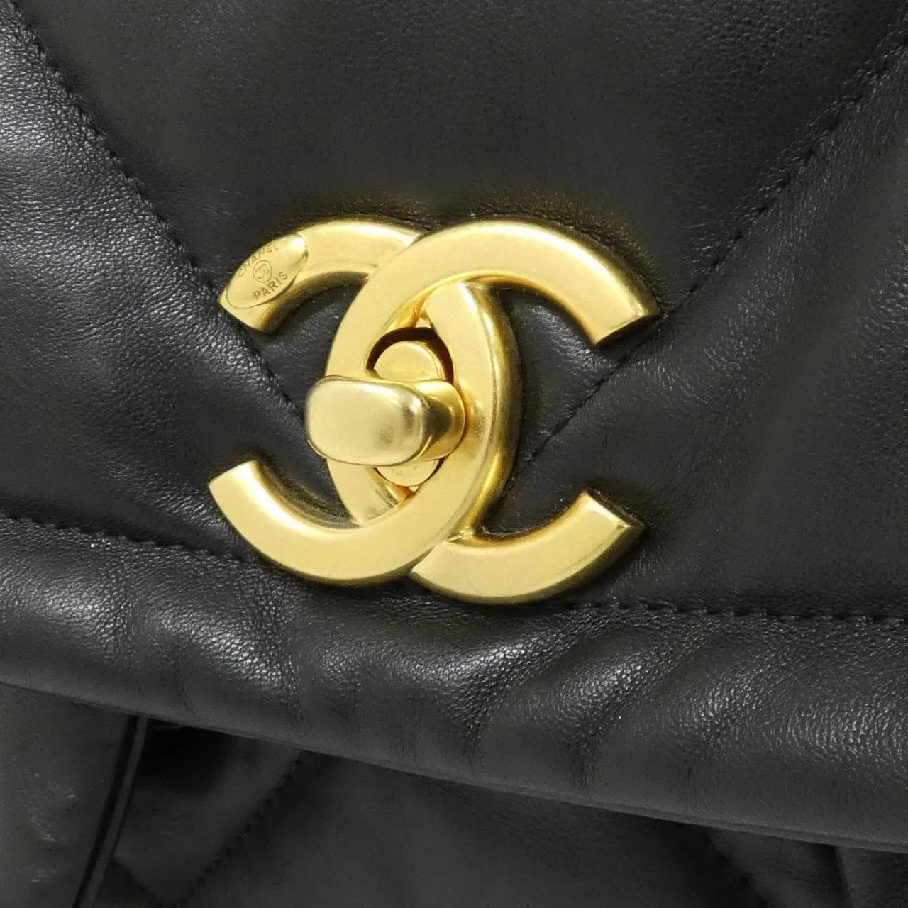 CHANEL AS5727 Shoulder Lambskin 黑色 羊皮 中古品A - 縮圖 4