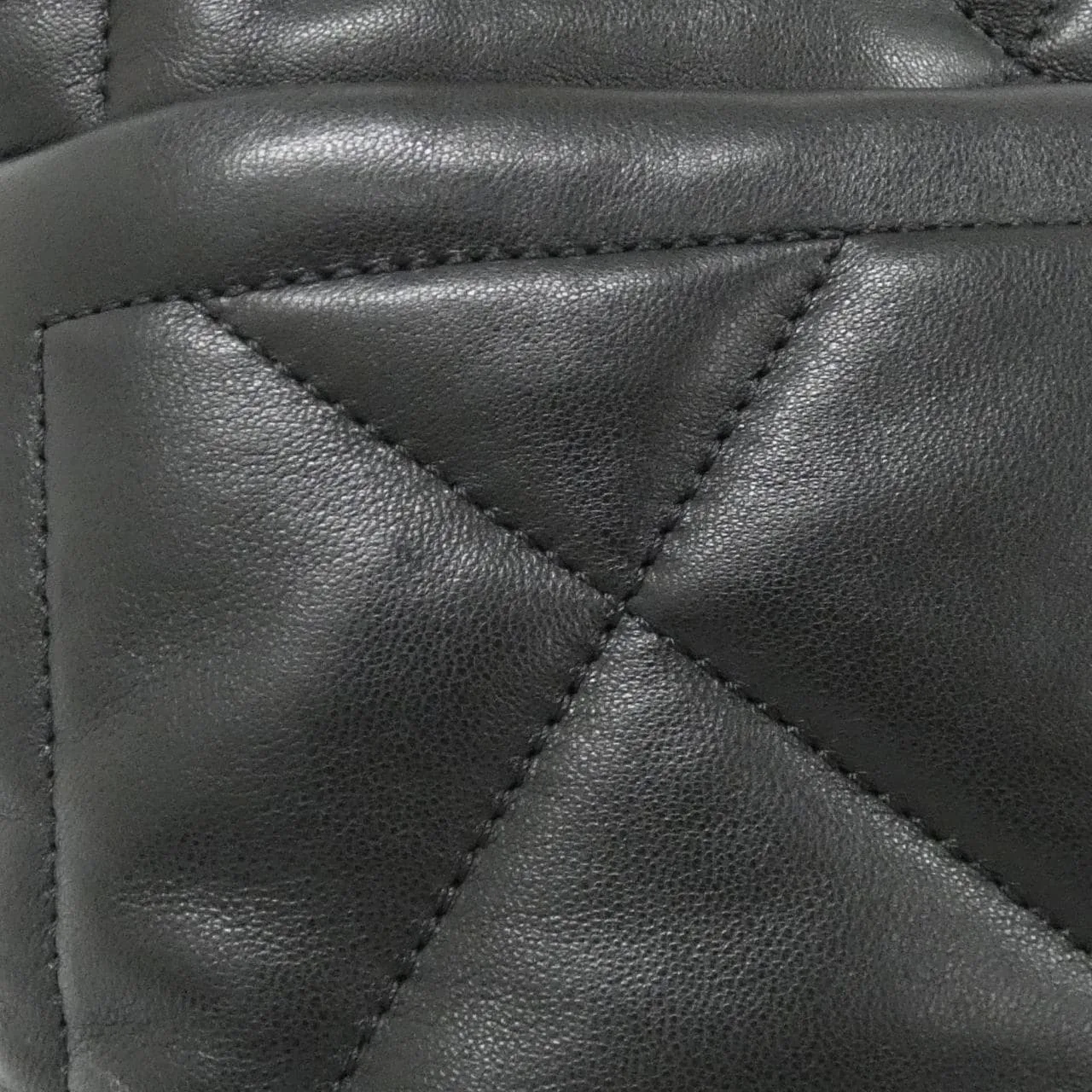 CHANEL AS5727 Shoulder Lambskin 黑色 羊皮 中古品A - 縮圖 5