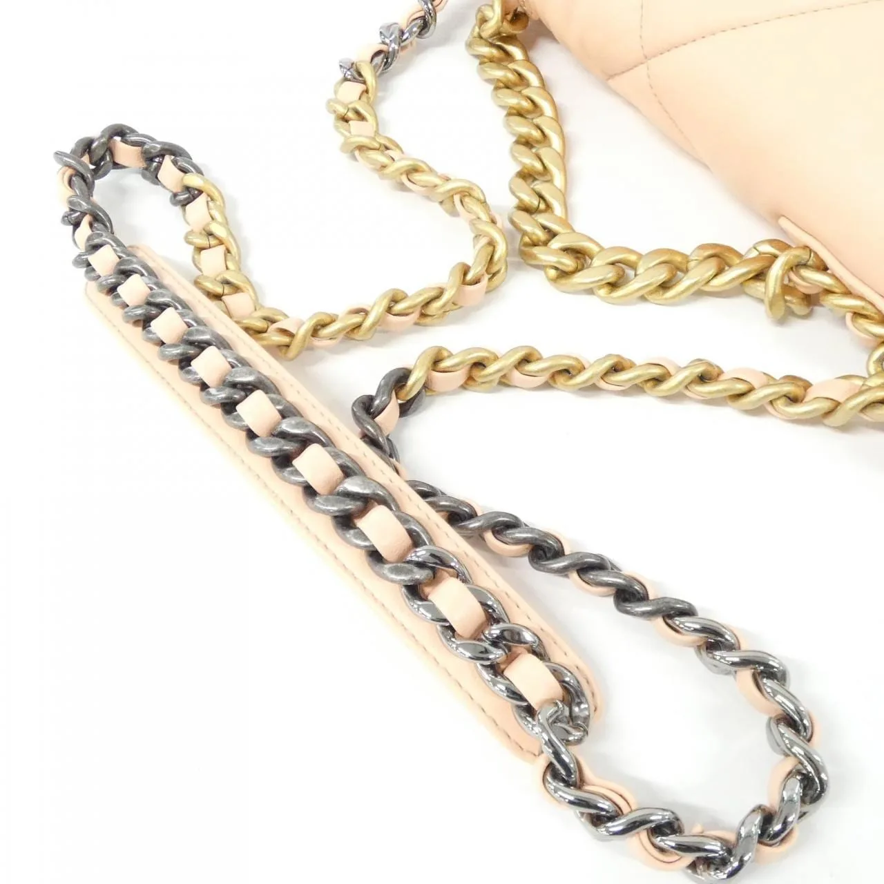 CHANEL Chanel 19 AS1160 Shoulder Lambskin 黑色 羊皮 中古品A - 縮圖 5