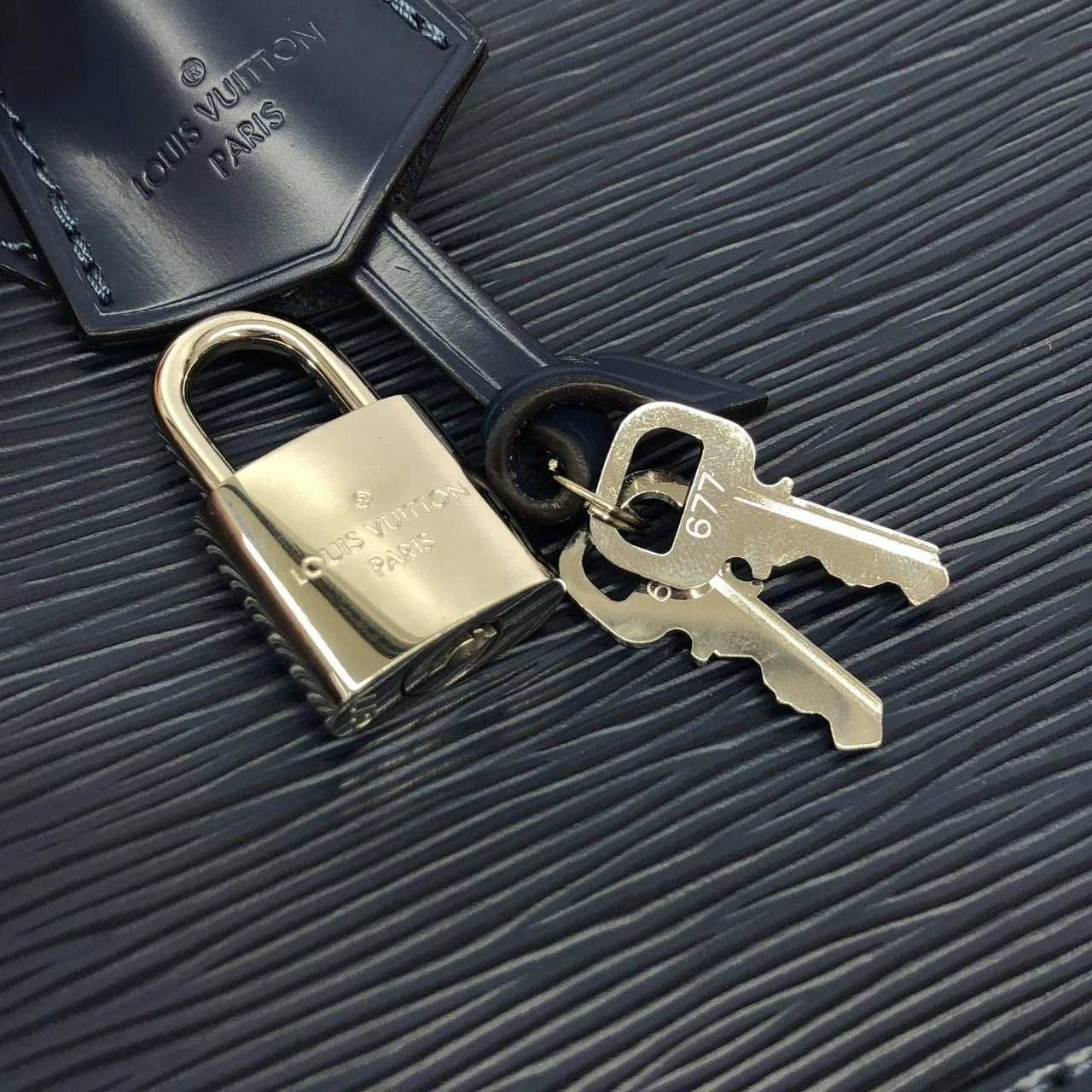 LOUIS VUITTON Alma M40855 Handbag Epi Blue Epi Rank A - Thumbnail 3