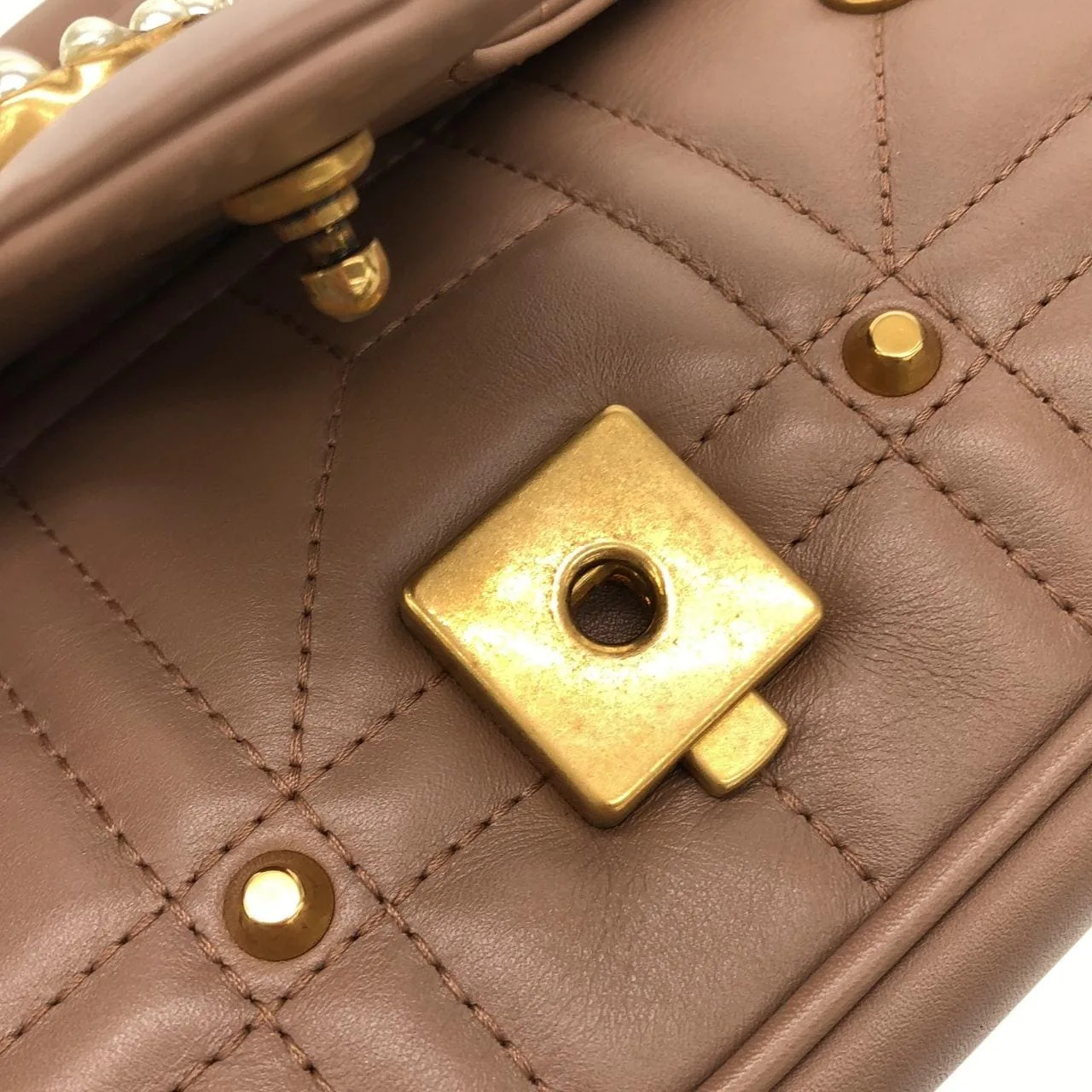 GUCCI Marmont 443497 DRWWT Shoulder Leather Gold Leather Rank A - Thumbnail 5