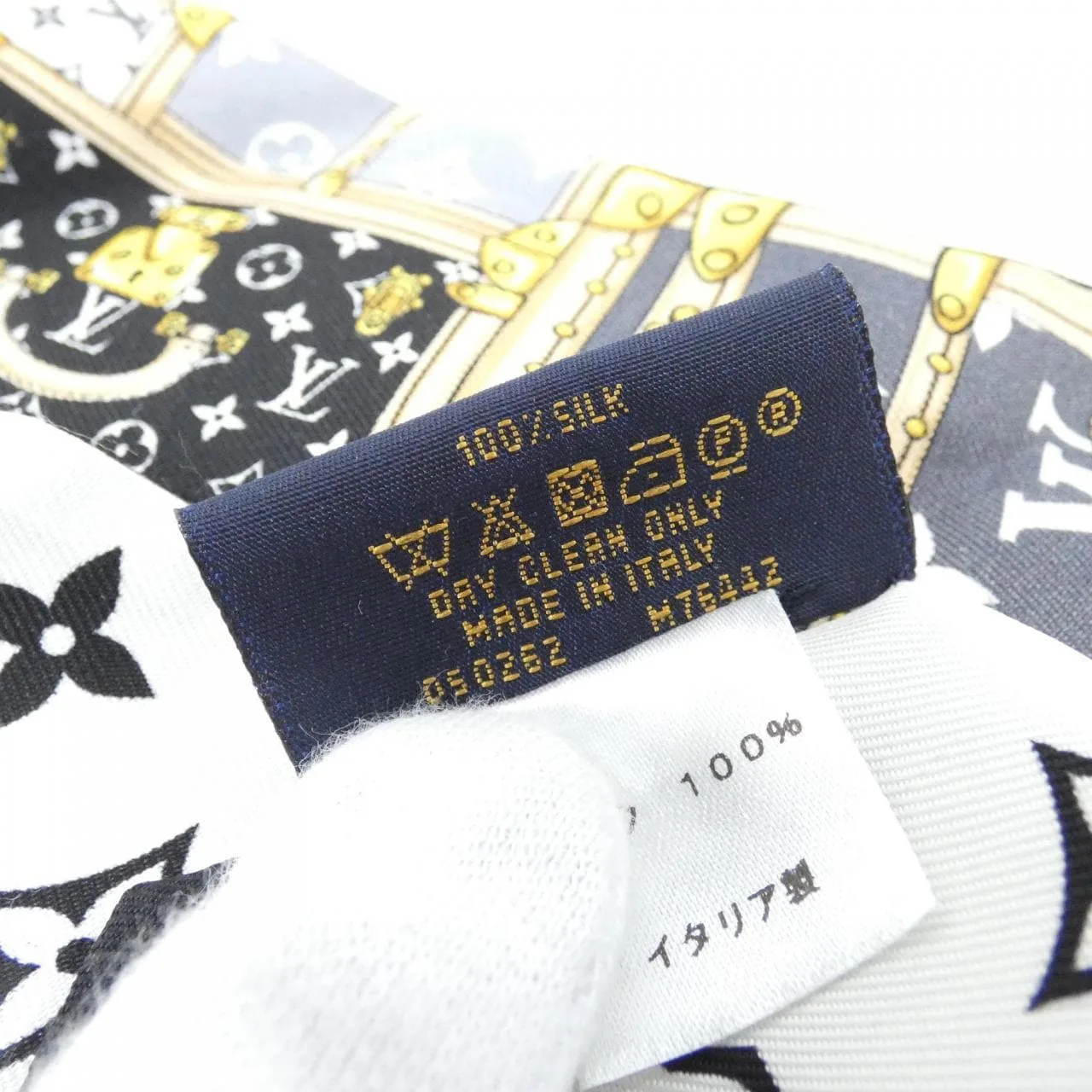 LOUIS VUITTON M76442 Scarf Black Rank A - Thumbnail 4
