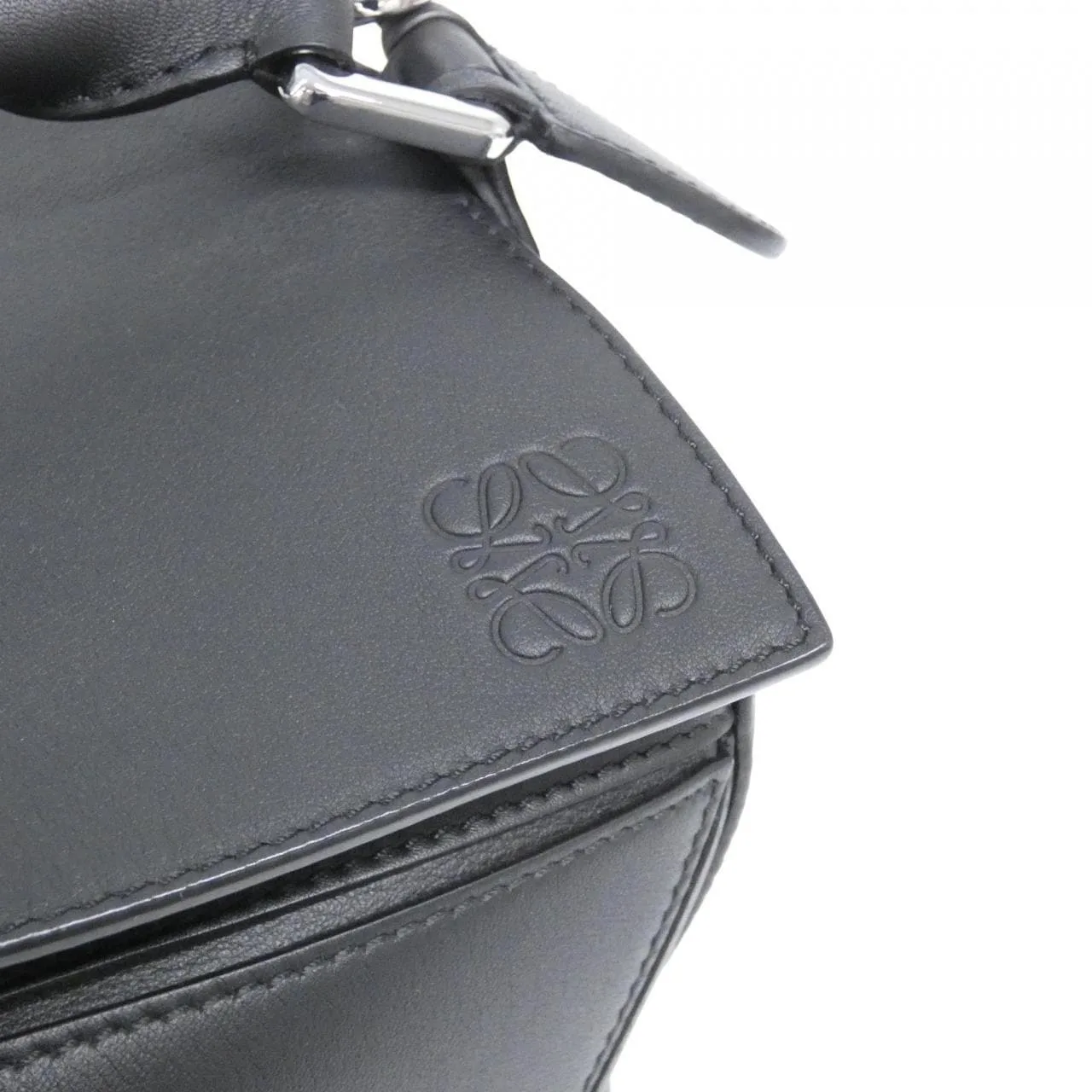 LOEWE Puzzle 322 30 S20 Handbag 黑色 中古品A - 縮圖 7