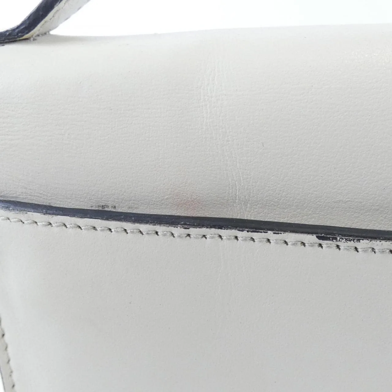 GUCCI 572375 05J0X Handbag Leather