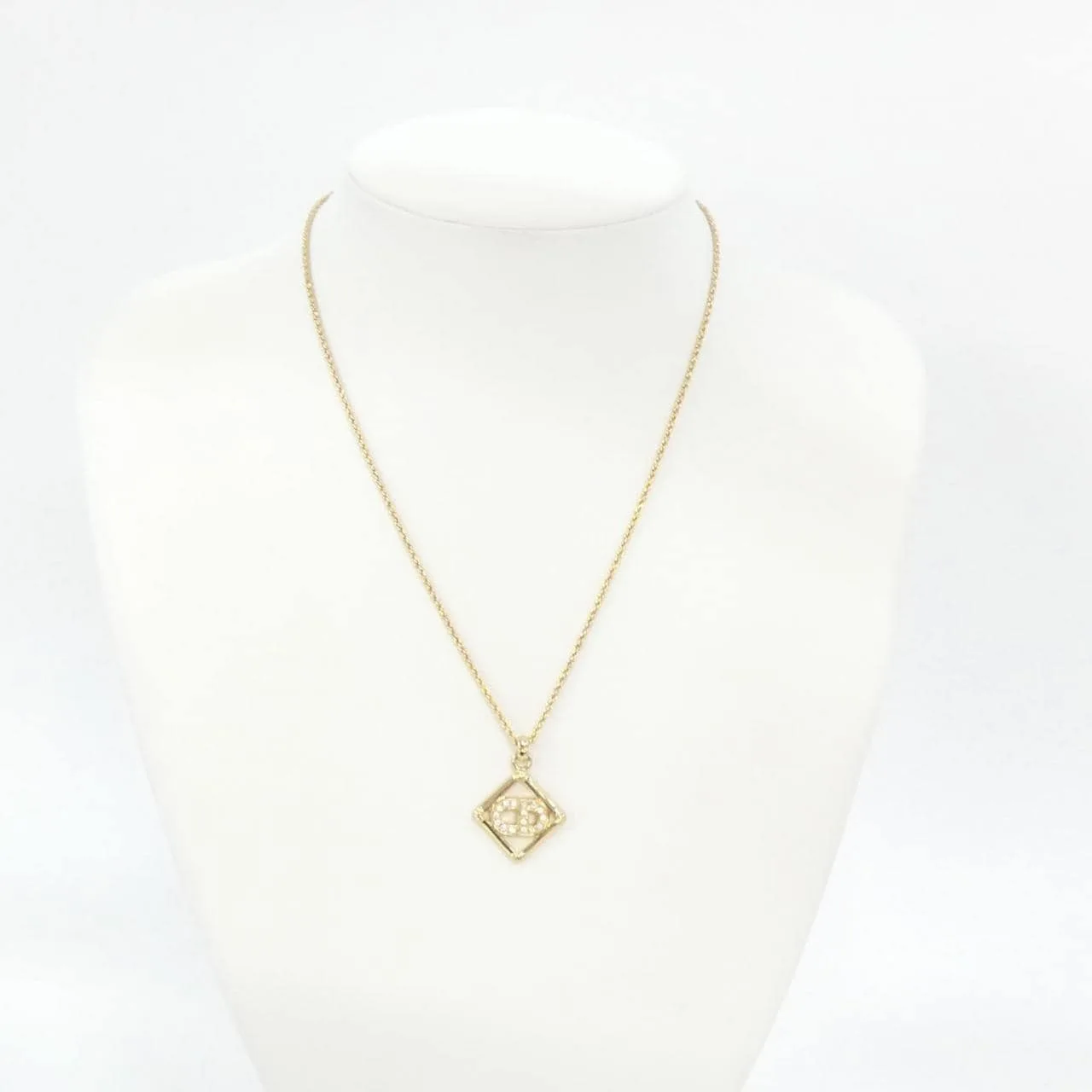 DIOR Accessories 5