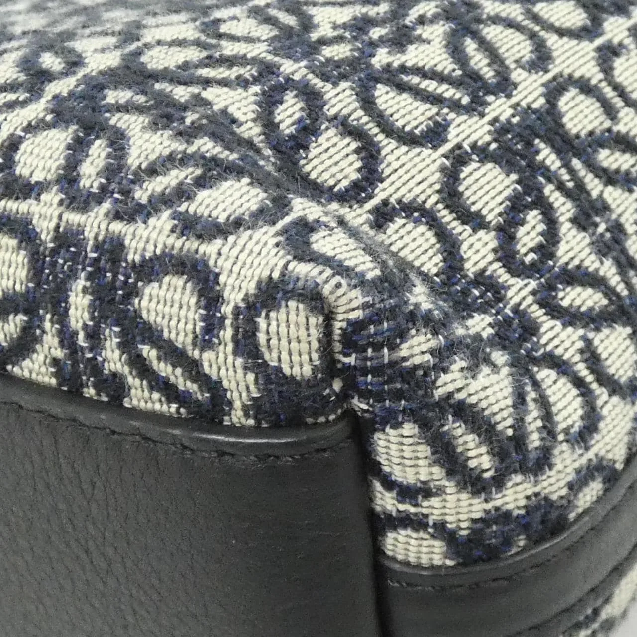 LOEWE Flamenco A411FC1X33 Handbag Canvas Black Canvas Rank A - Thumbnail 2