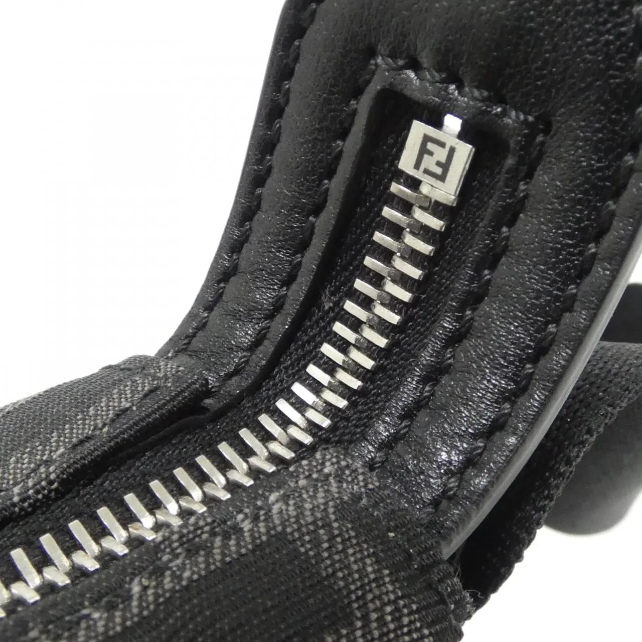 FENDI Baguette 7VA526 AG0M Belt Canvas 黑色 帆布 中古品A - 縮圖 5