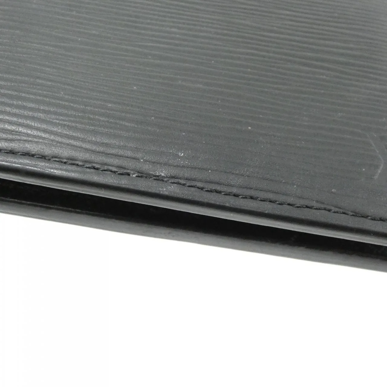 LOUIS VUITTON M60662 Coin Case Epi 黑色 Epi 中古品A - 縮圖 4