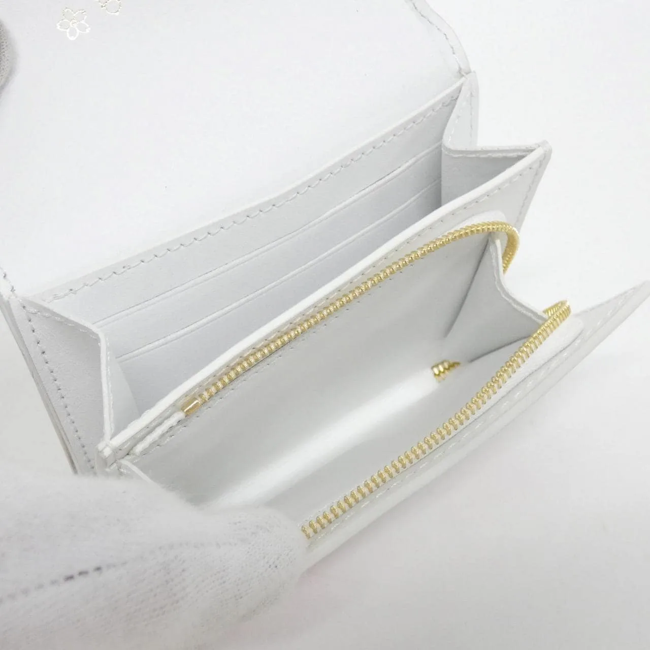 LOUIS VUITTON Capucines M14298 Wallet Leather White Leather Rank A - Thumbnail 6