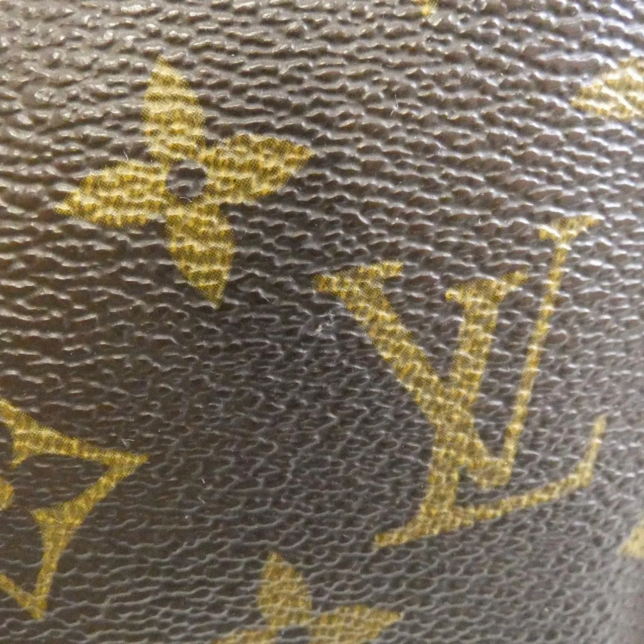LOUIS VUITTON Saumur M42256 Shoulder Monogram 3