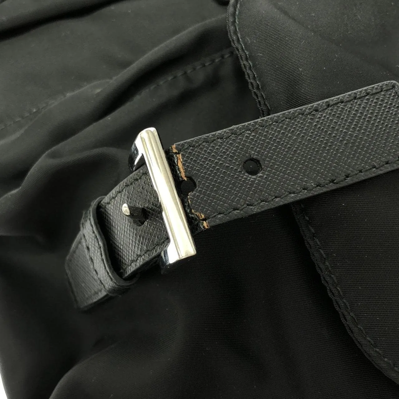 PRADA 1BZ811 背包 黑色 中古品A - 縮圖 4