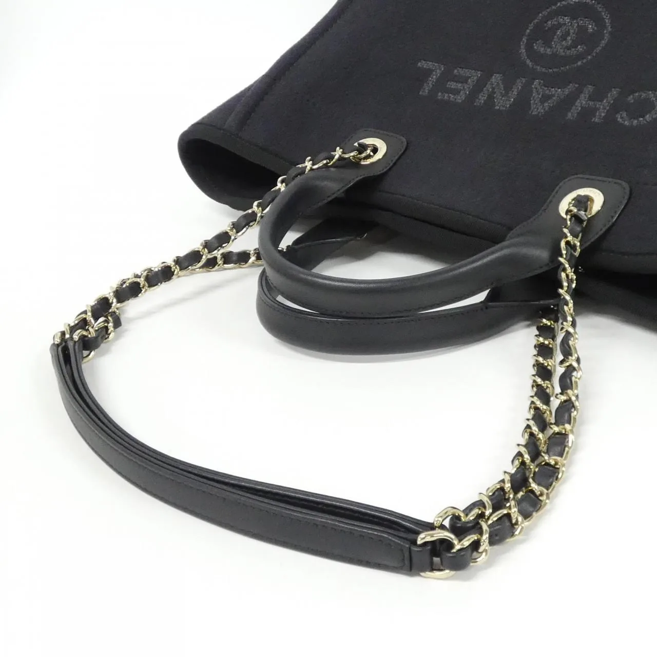 CHANEL Deauville AS3257 Handbag Black Rank B - Thumbnail 9