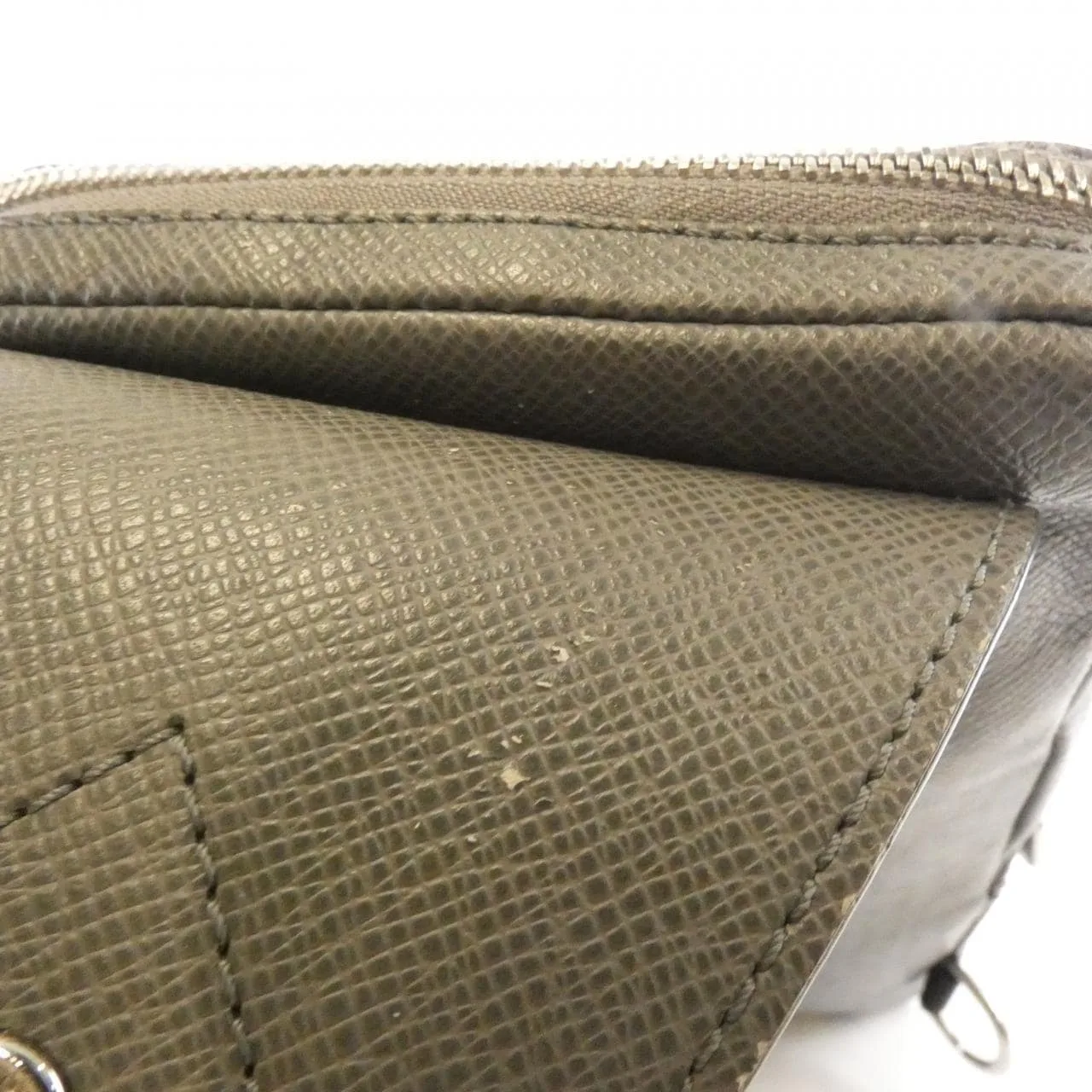 LOUIS VUITTON Avenue M30801 Handbag Black Rank B - Thumbnail 6