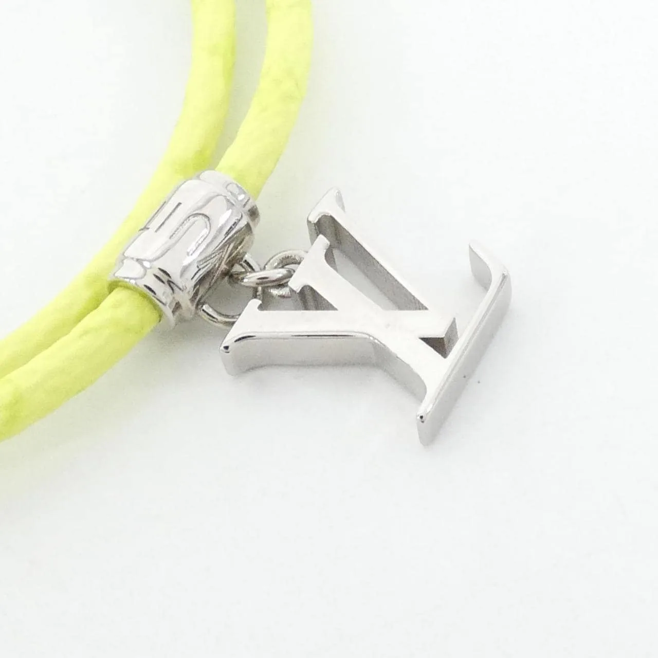 LOUIS VUITTON M8972D Accessories Monogram 紅色 Monogram 中古品A - 縮圖 3