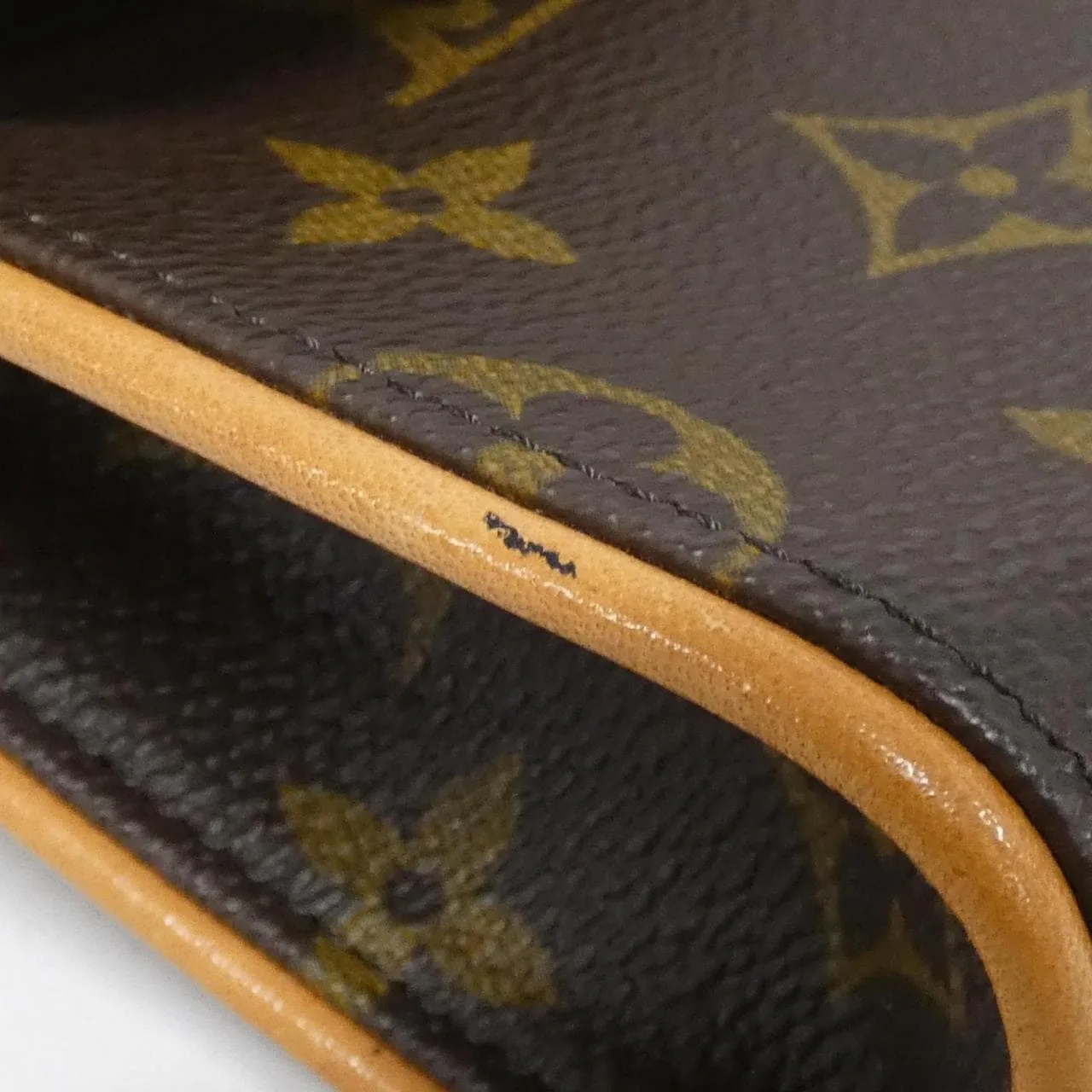 LOUIS VUITTON Pochette M51855+M67303 Belt Monogram 黑色 Monogram 中古品A - 縮圖 4