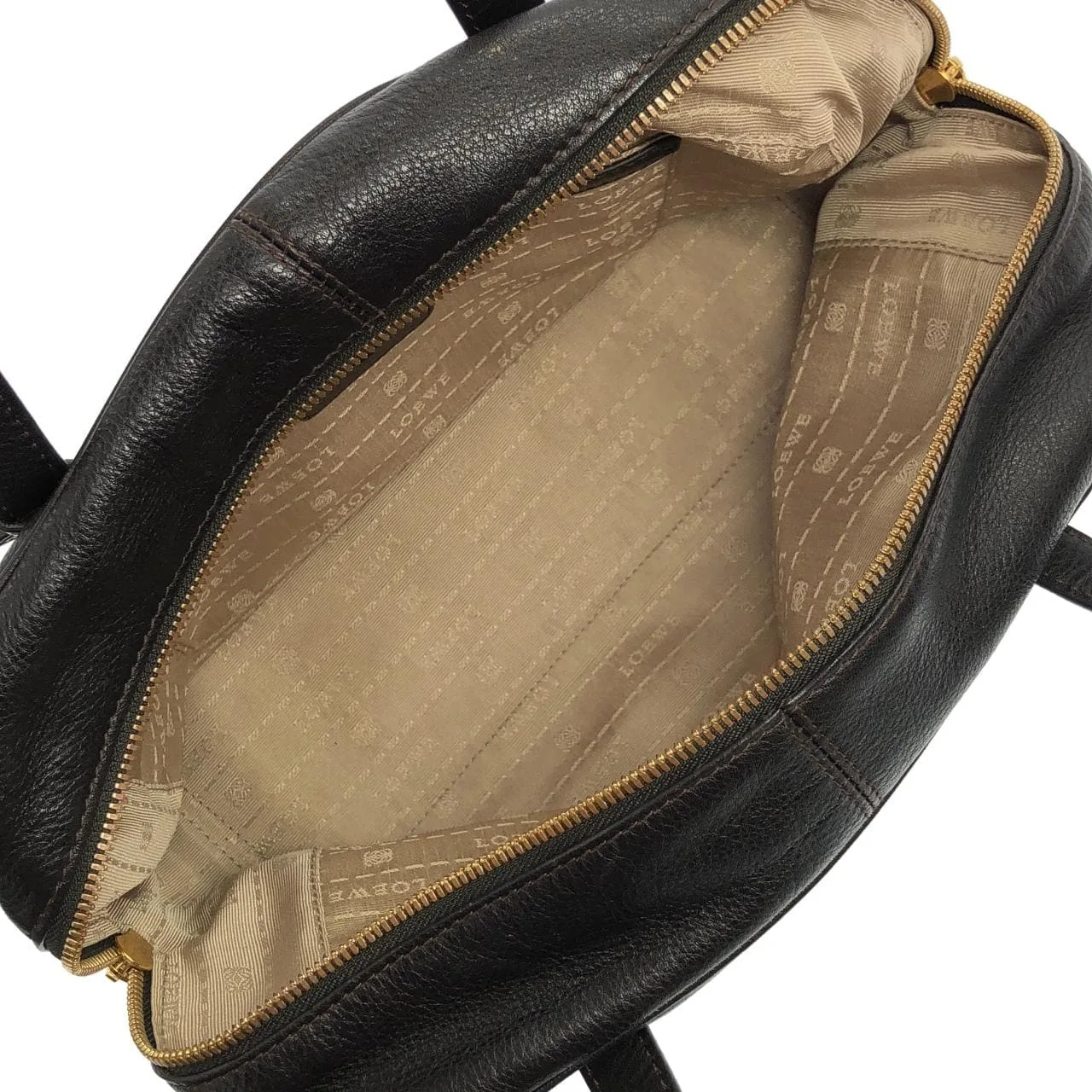 LOEWE 377 79 E35 Handbag Leather