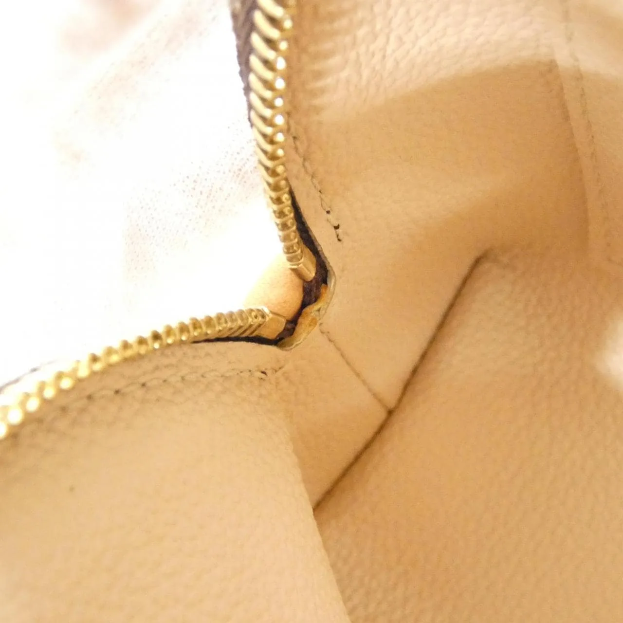 LOUIS VUITTON Pochette M47515 Pouch Monogram Black Monogram Rank A - Thumbnail 7