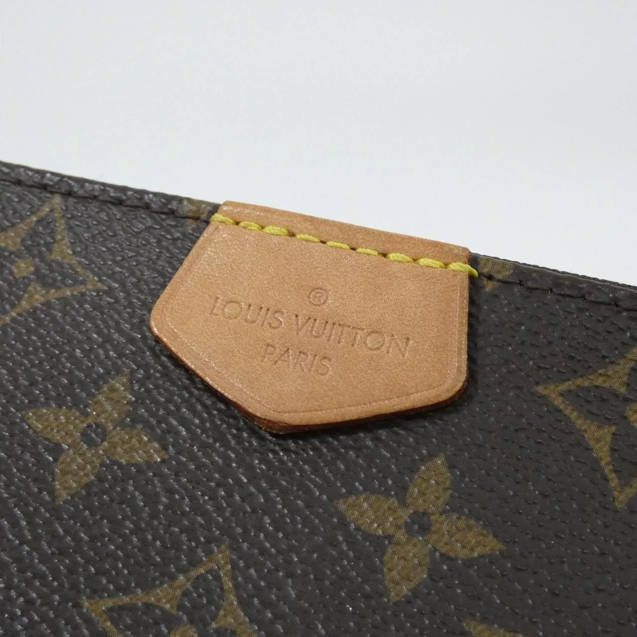 LOUIS VUITTON Pochette M44813 Shoulder Monogram 黑色 Monogram 中古品A - 縮圖 4