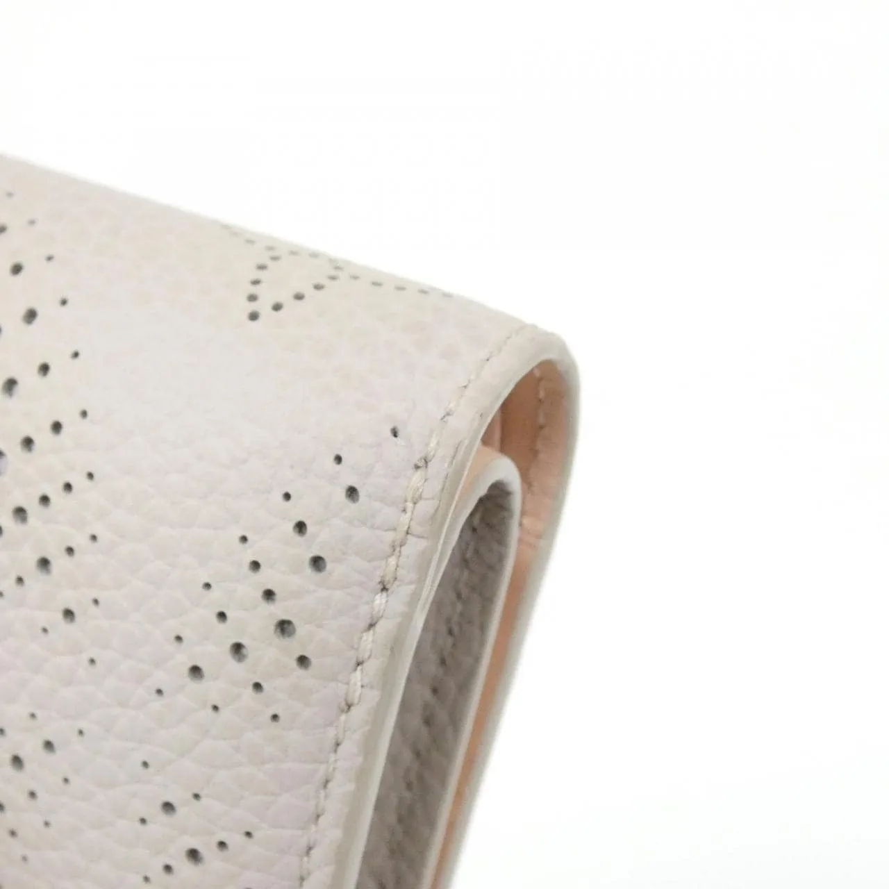 LOUIS VUITTON Mahina M13470 Wallet Pink Rank A - Thumbnail 2