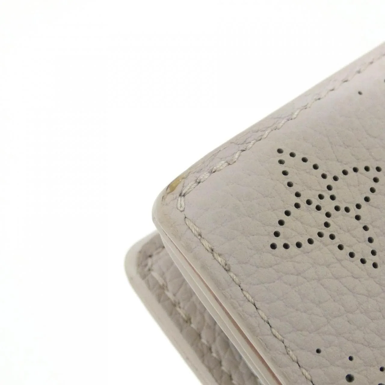 LOUIS VUITTON Mahina M13470 Wallet Pink Rank A - Thumbnail 4