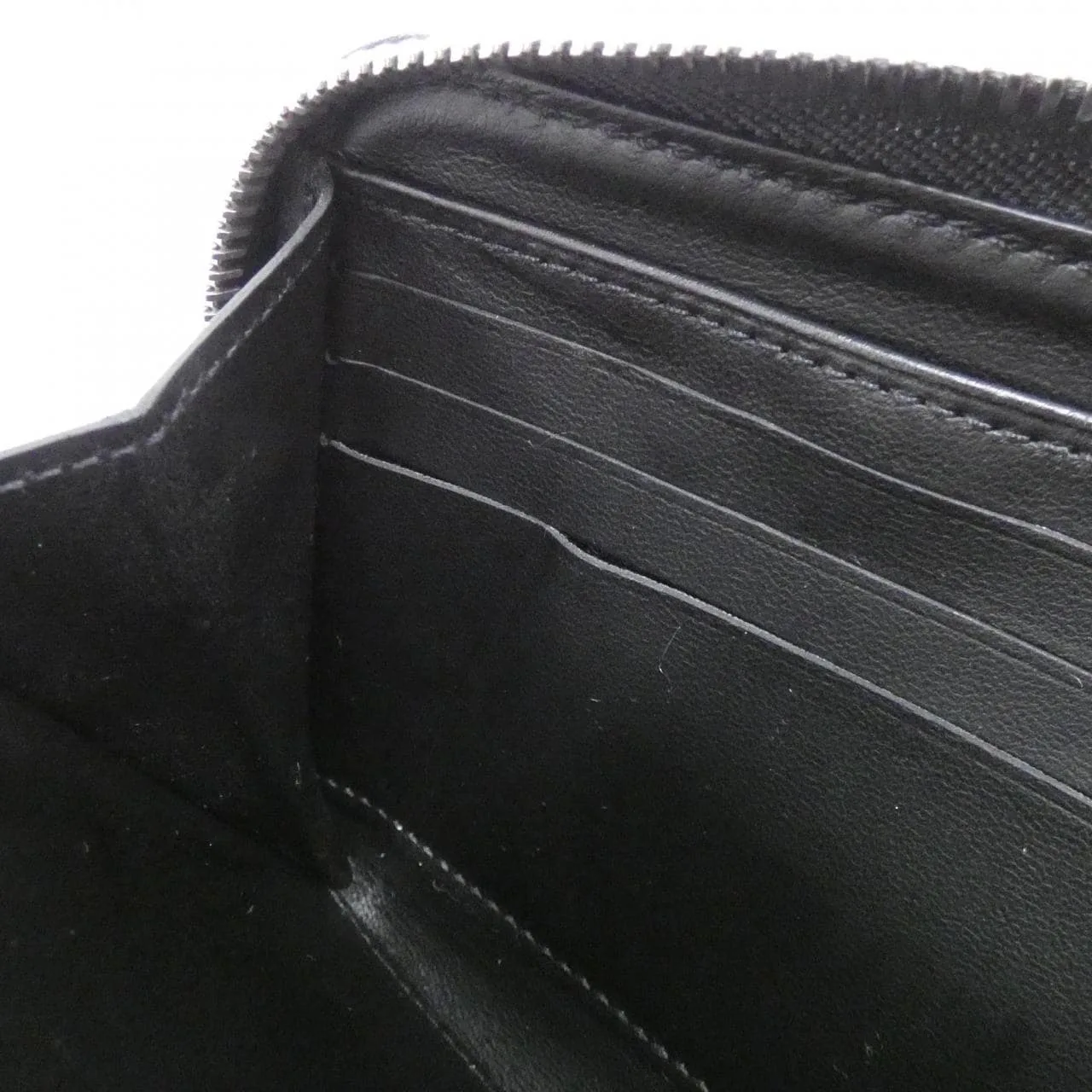 LOUIS VUITTON Mahina M61867 Wallet 黑色 中古品A - 縮圖 5