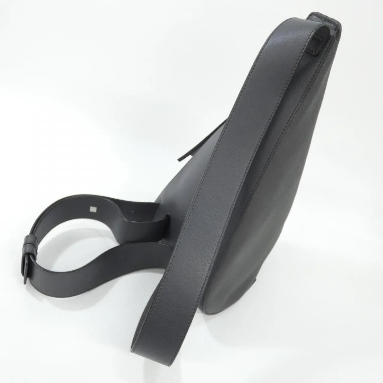 LOEWE Puzzle B511A09X06 Shoulder 黑色 中古品A - 縮圖 7