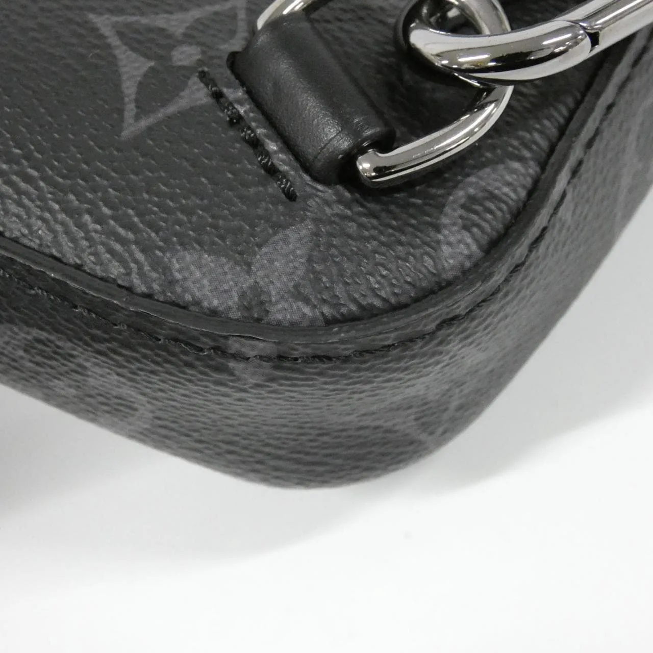 LOUIS VUITTON Avenue M25891 Handbag Monogram Black Monogram Rank A - Thumbnail 3