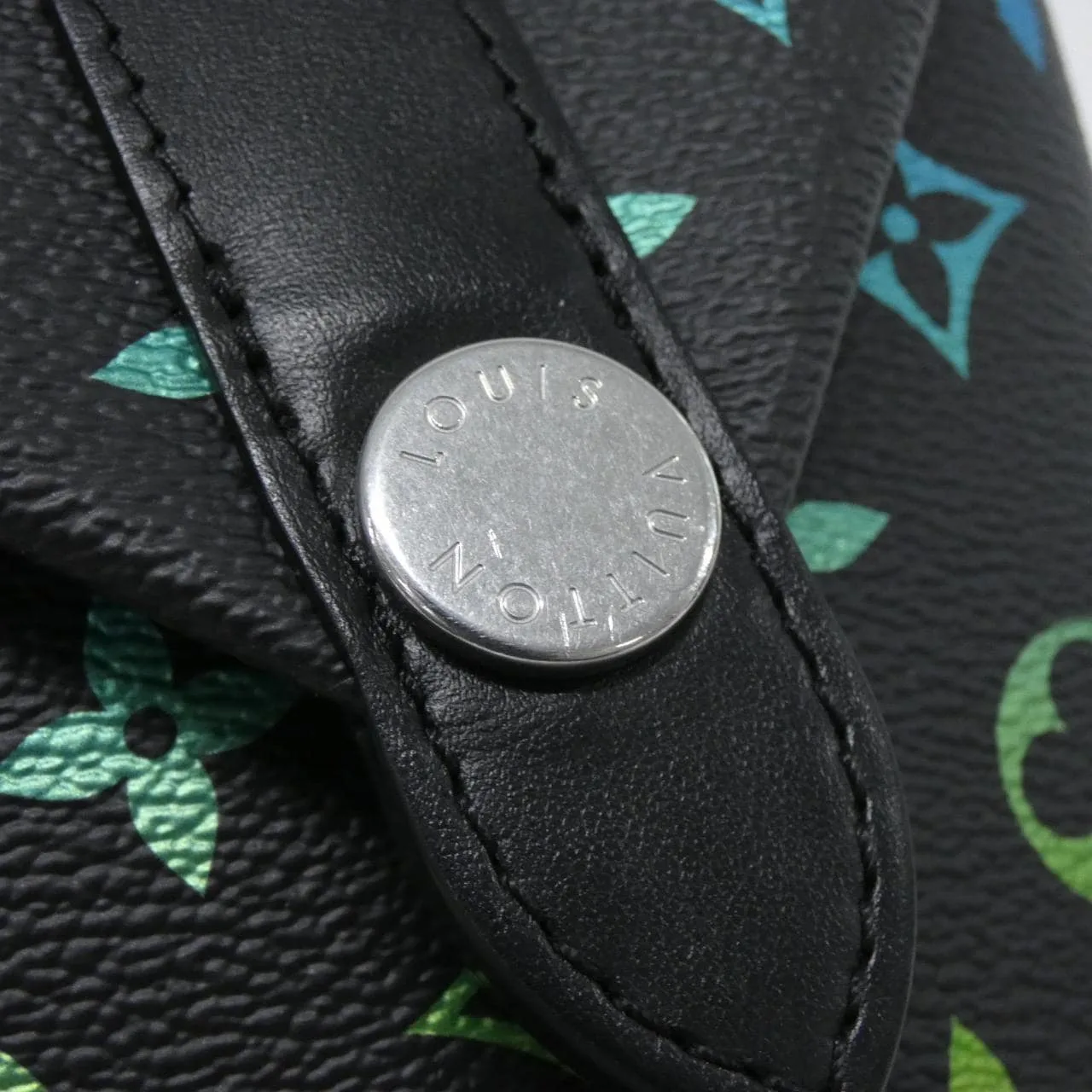 LOUIS VUITTON M13906 Shoulder Monogram Black Monogram Rank A - Thumbnail 4