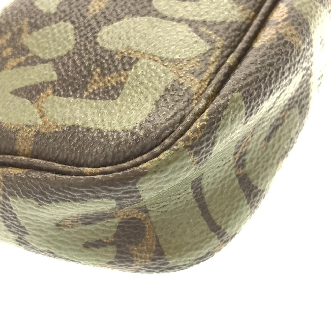 LOUIS VUITTON Pochette M92191 Pochette Monogram 黑色 Monogram 中古品A - 縮圖 2