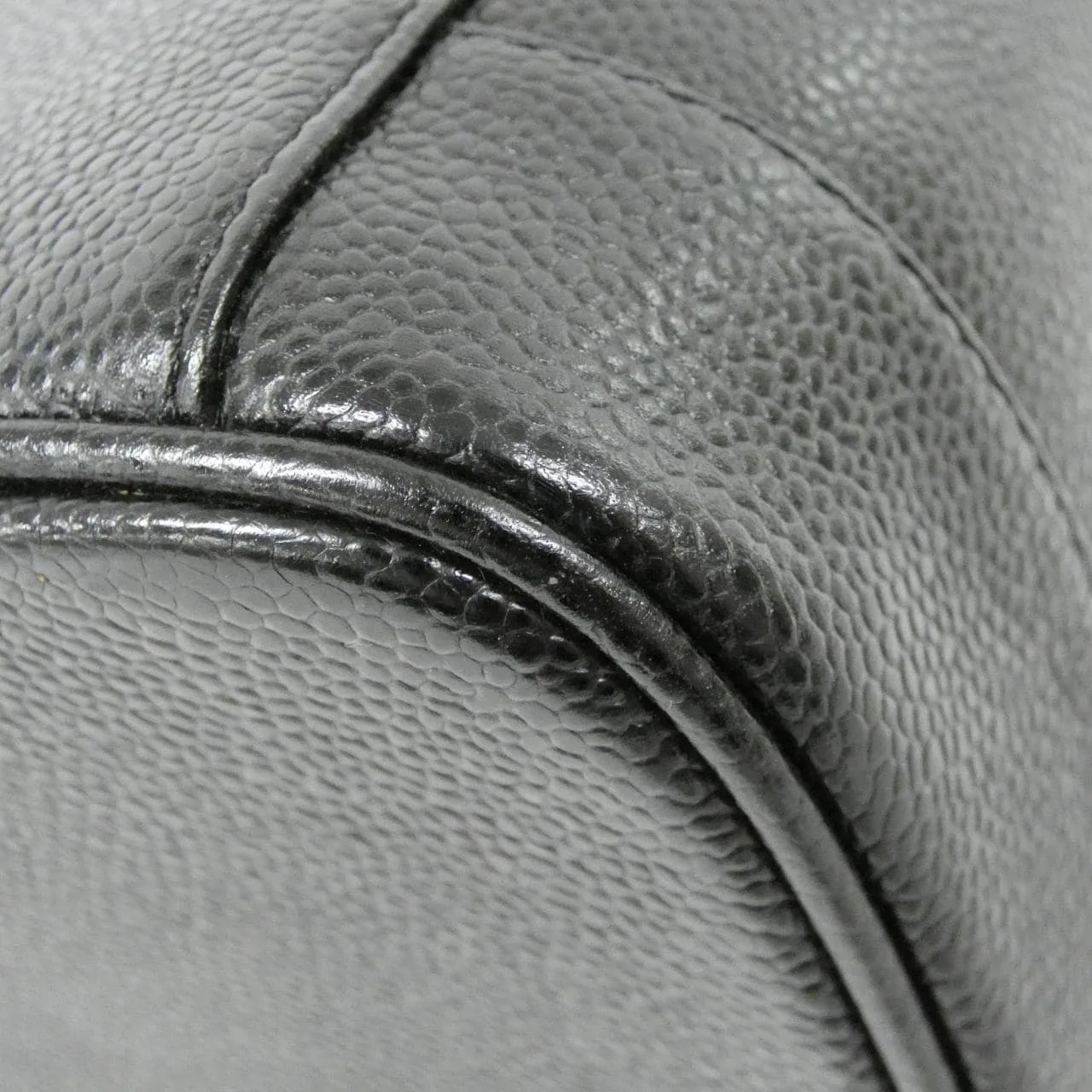 CHANEL 1998 Handbag Grained Calfskin Black Grained Calfskin Rank A - Thumbnail 3