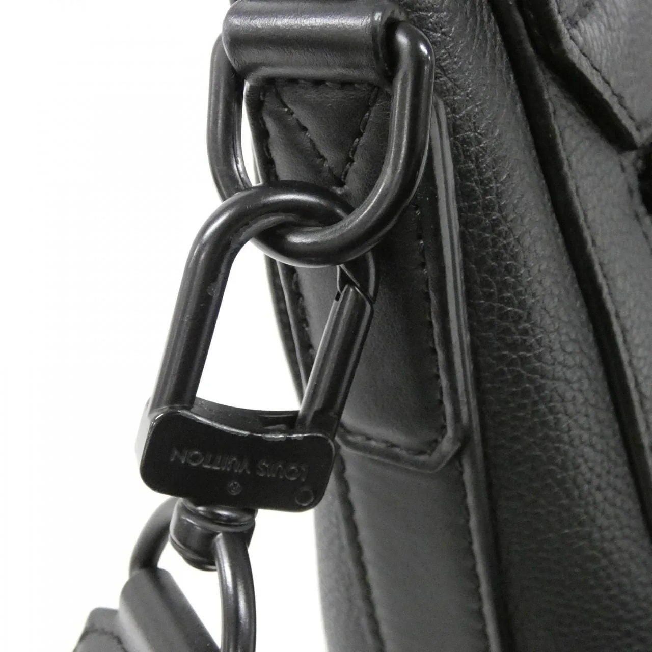 LOUIS VUITTON M57080 Shoulder Lambskin 黑色 羊皮 中古品A - 縮圖 7