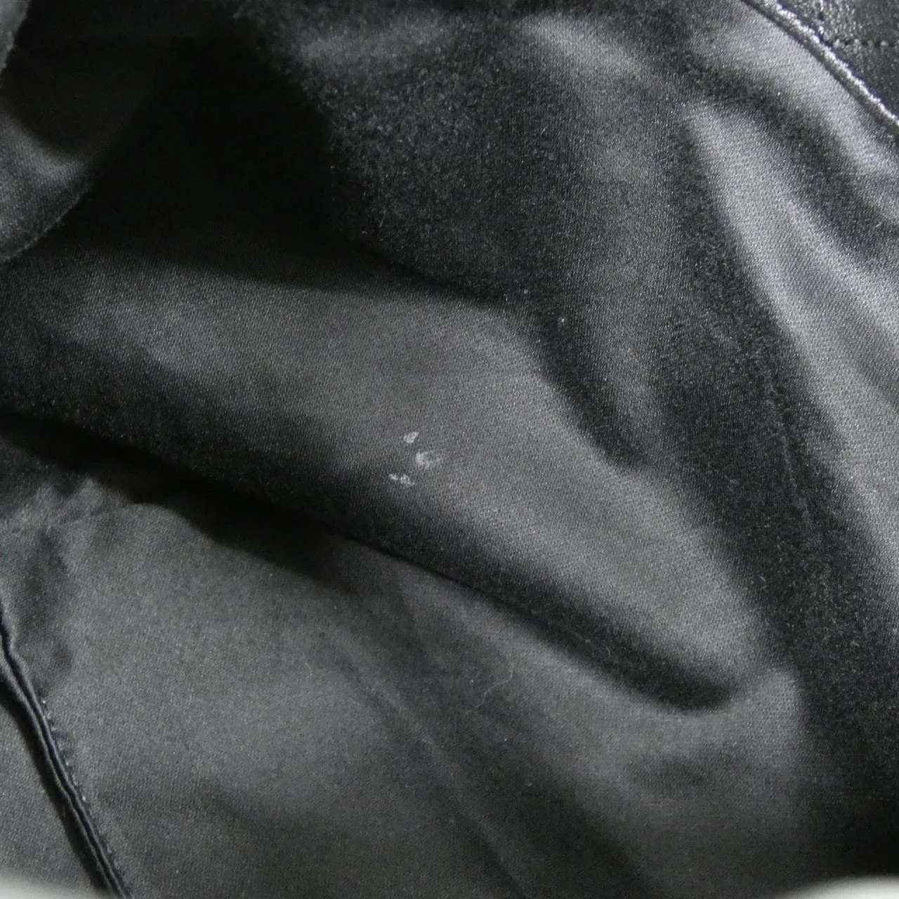 CHANEL AS5976 Shoulder Black - Thumbnail 8