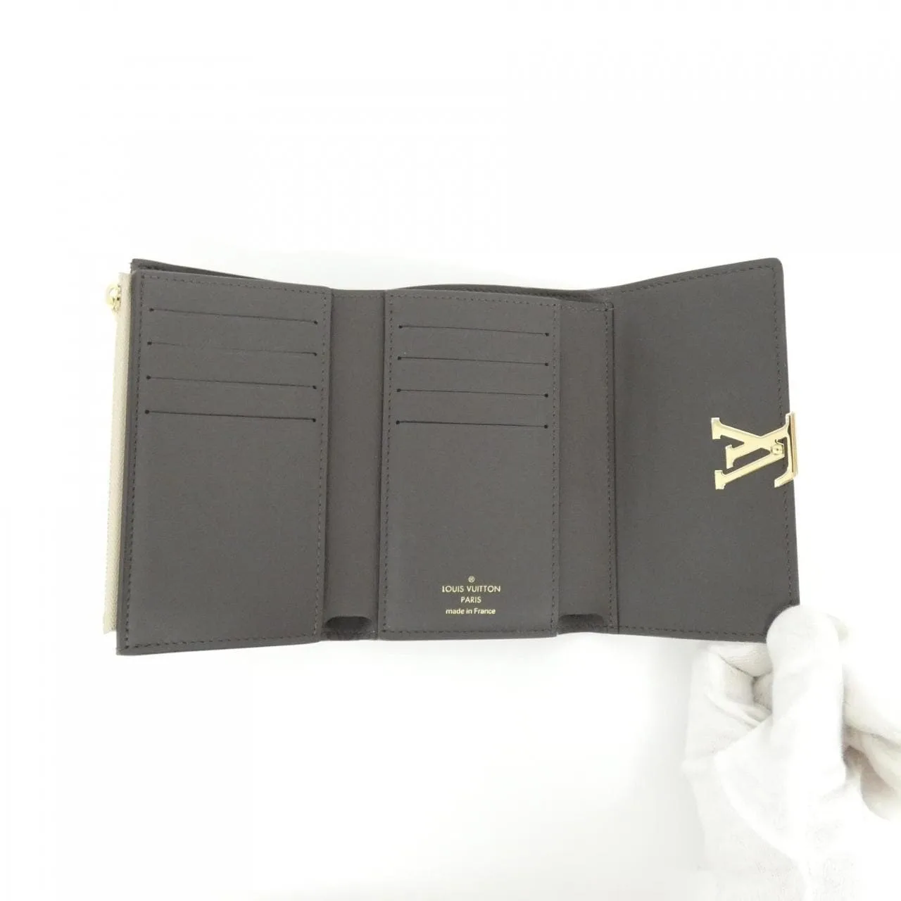 LOUIS VUITTON Capucines M62159 Wallet Black Rank A - Thumbnail 6